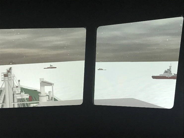 Ice simulator — pogled s mosta na zaleđeno more